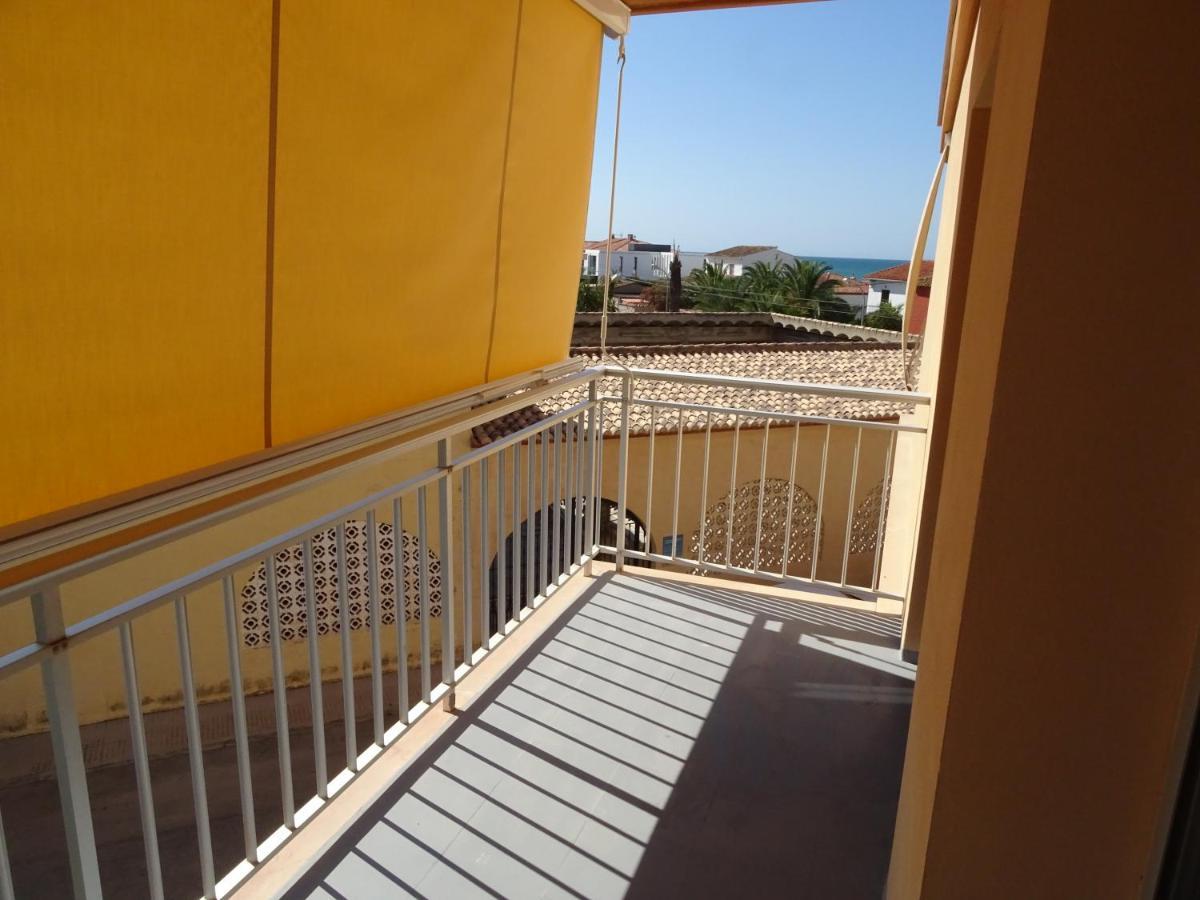 Apartamentos El Sol A 20 Metros Del Mar Denia Kültér fotó